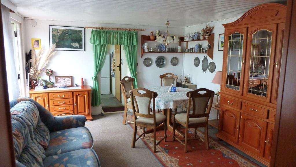 Bungalow Am Kuestrinsee Bei 뤼헨 외부 사진